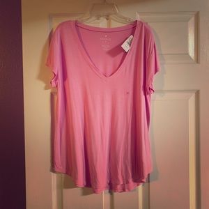 NWT AMERICAN EAGLE Favorite T